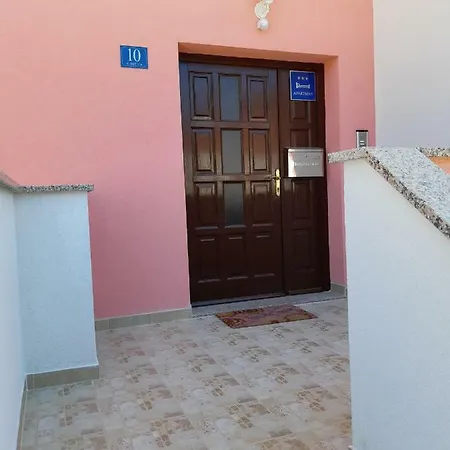 Apartmán Orange Biograd Na Moru